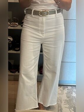 High-Waist White Wide-Leg Jeans
Size M